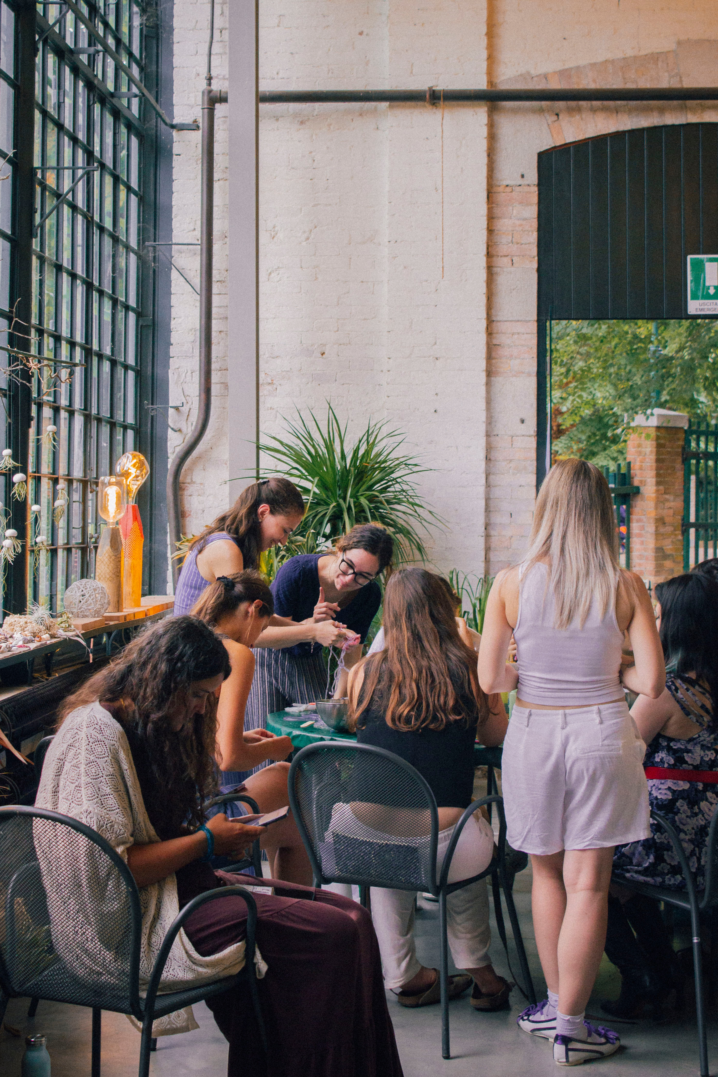 fili d'alga, laboratorio di dintorni e emi bio lab